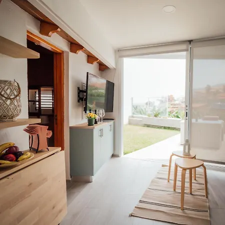 Casa Tulipanes & Σάντα Κρουζ Τενερίφης